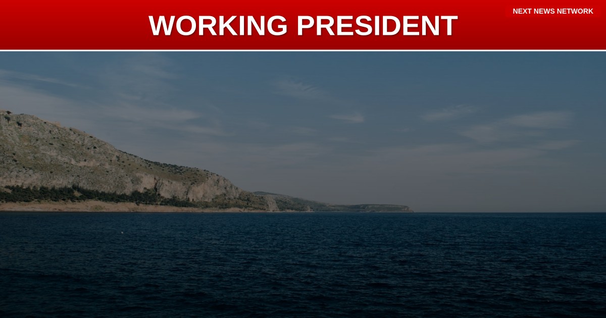 WORKING PRESIDENT: Trump Spends Presidents' Day at Southern White House Before Evening Departure