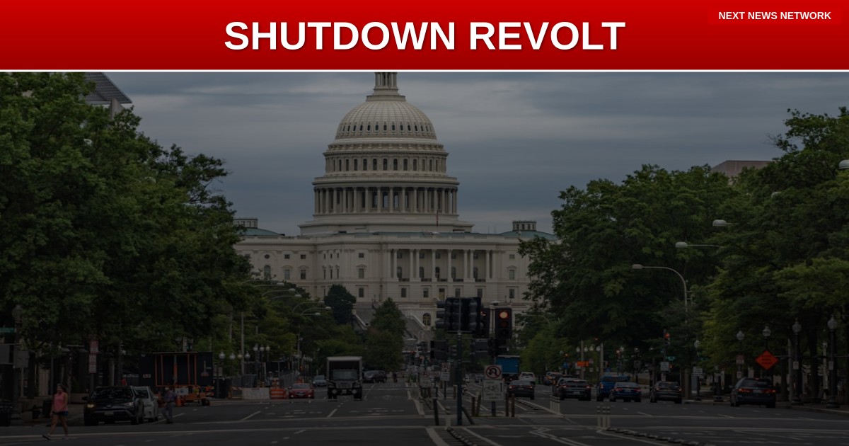 BREAKING: Bipartisan REVOLT Against Shutdown Deal That BLOCKS Trump's ICE Deportations