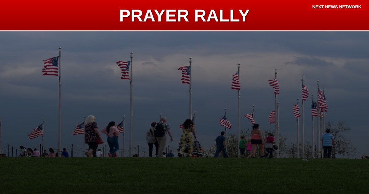 BREAKING: Trump Announces MASSIVE 'Day of Prayer' Event at National Mall - Faith Leaders Rally Behind America First Agenda