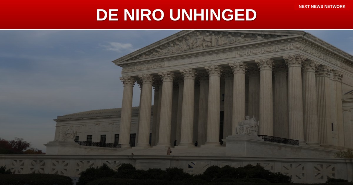 UNHINGED: Robert De Niro Shows Up at SUPREME COURT to Bash President Trump