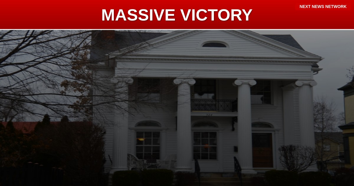 TRUMP ADMINISTRATION Unveils MASSIVE Economic Victory as Bessent Reports Record Growth