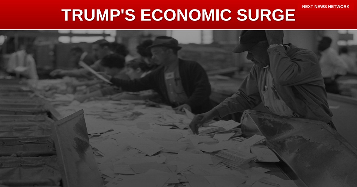 BREAKING: TRUMP'S PRO-BUSINESS AGENDA FUELS JOB BOOM, WHILE INFLATION DECLINES!