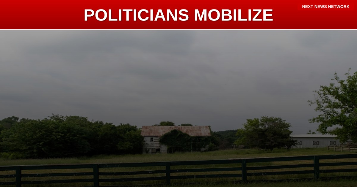 RURAL AMERICA RALLIES: Politicians Take to Local Events to Court Voters