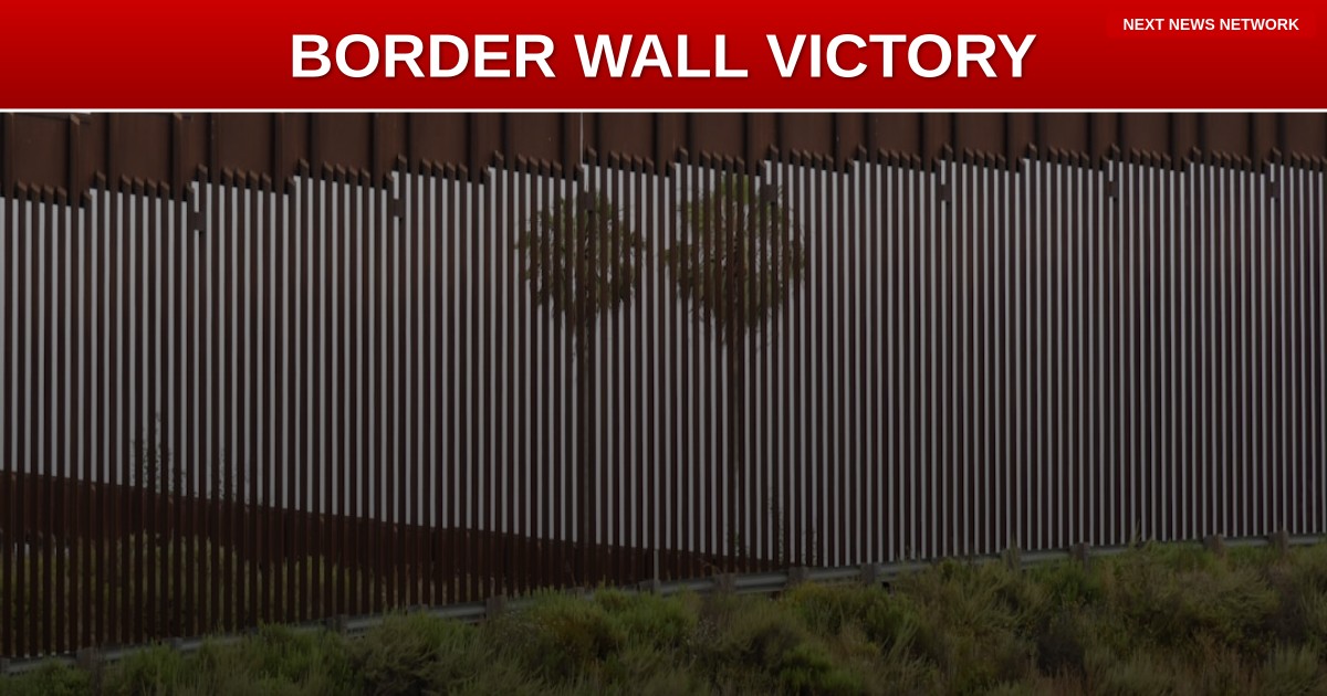 BREAKING: TRUMP'S BORDER WALL SUCCESS - ILLEGAL CROSSINGS PLUMMET!